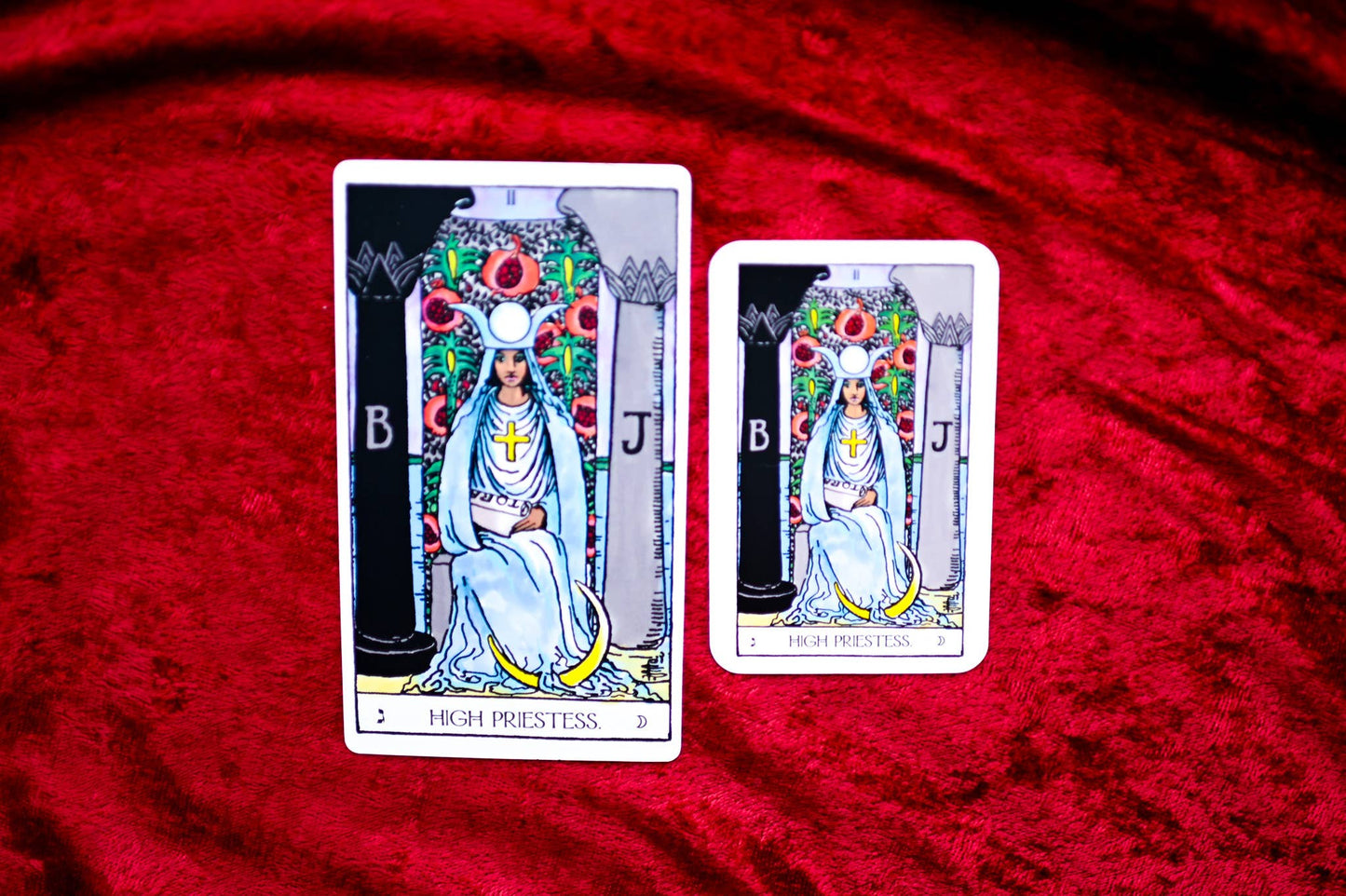 
                  
                    The Mini Weiser Tarot (78 Full-Color Cards, Mini RWS Deck)
                  
                
