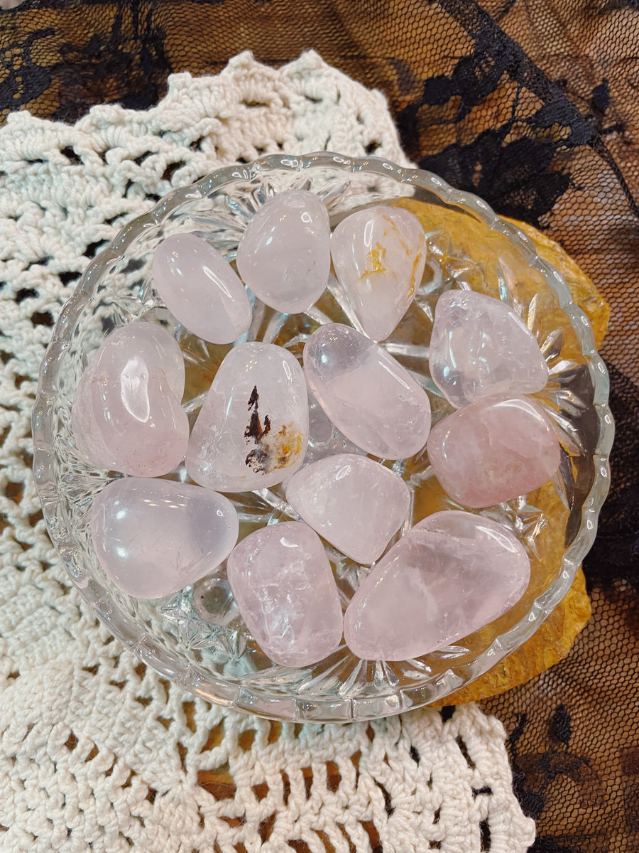 Tumbled Rose Quartz #R3 – WitchLab